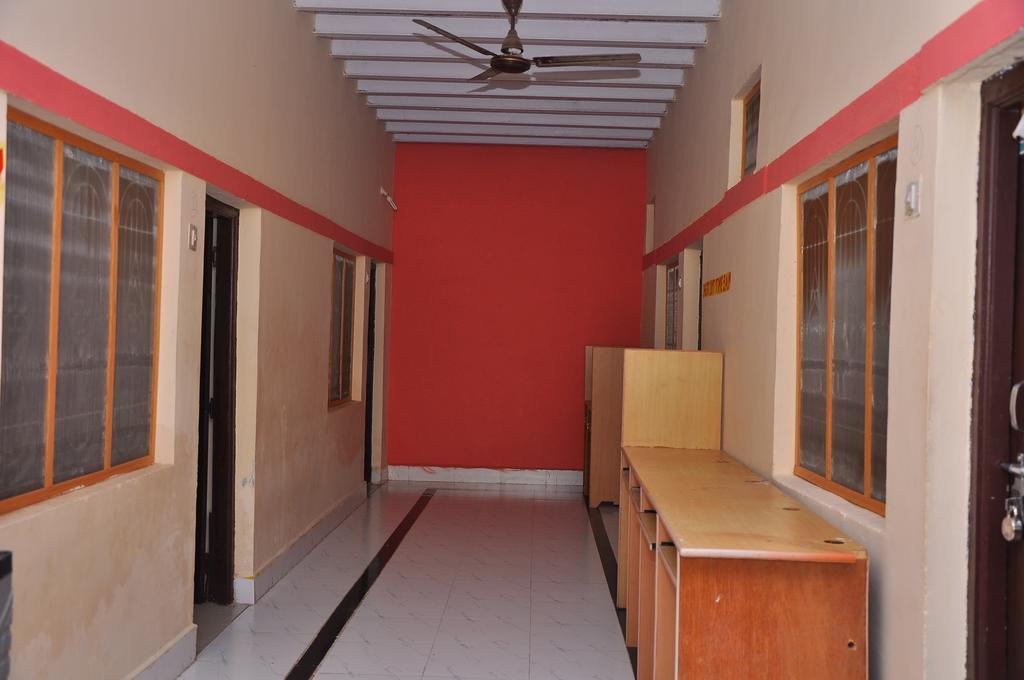 Manju Guest House Hampi Buitenkant foto