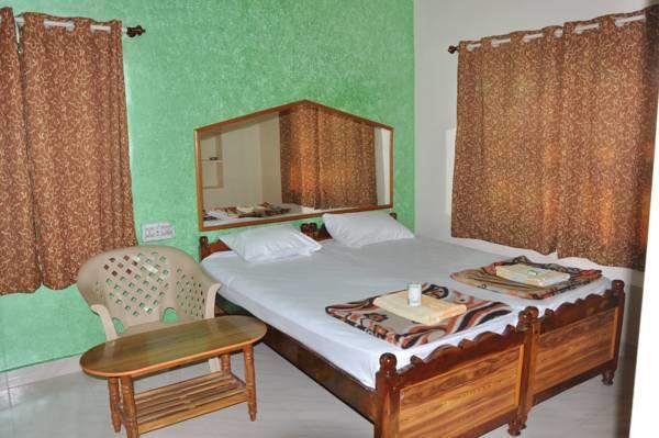 Manju Guest House Hampi Buitenkant foto